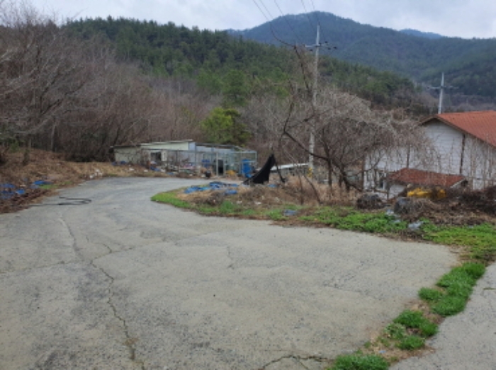 부동산표시 10번 전경