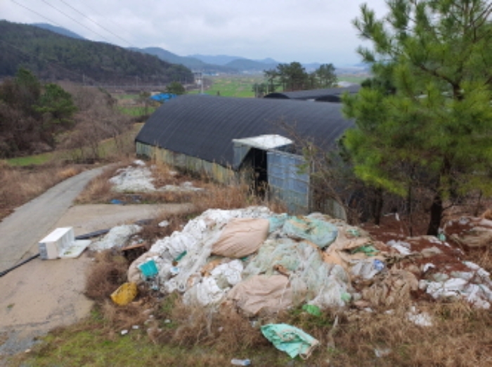 부동산표시 12번 전경