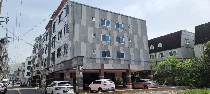 본건 외부 전경