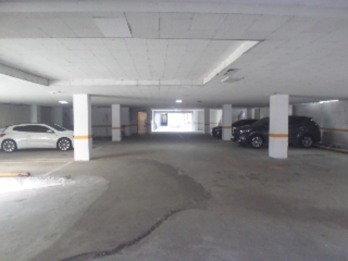 목록2. 1층 주차장