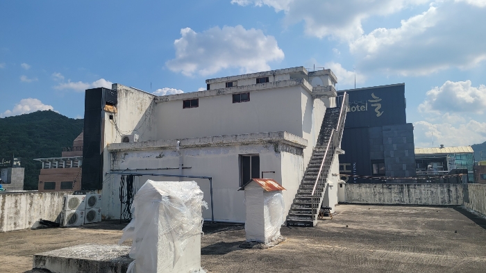 건물 6층 및 옥탑 2,3층 전경