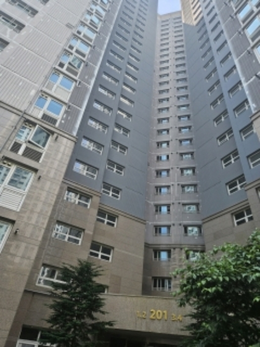 부산광역시 동래구 문화로 33, 201동 13층1304호(명륜동,동래센트럴파크하이츠2차) 건물전경