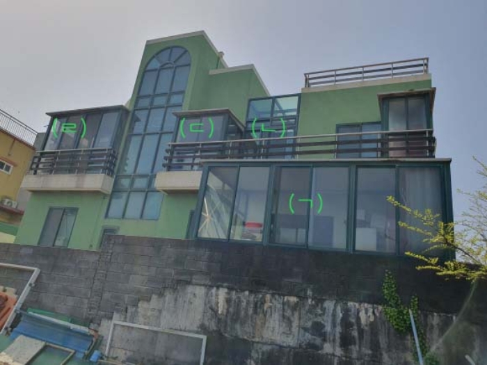 소재지2.(벌랑3길 17) 지상 제시건물  및 제시외 건물(ㄱ~ ㄹ) 모습