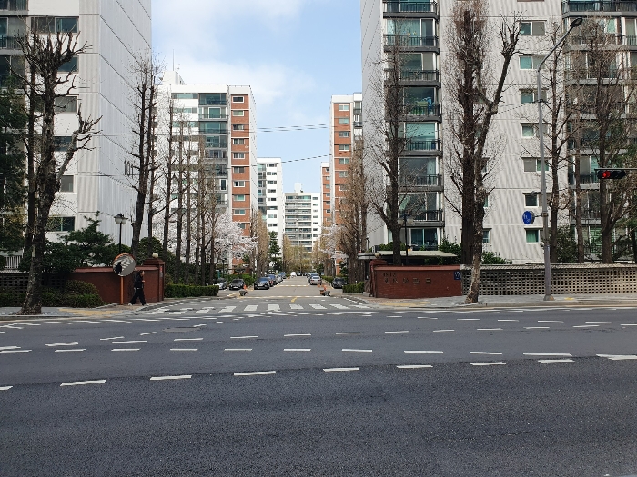 대상 단지 주출입구