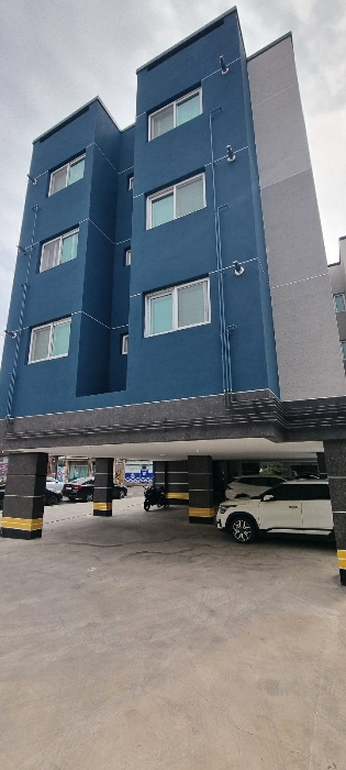 [본건 건물의 후면부분 전경]