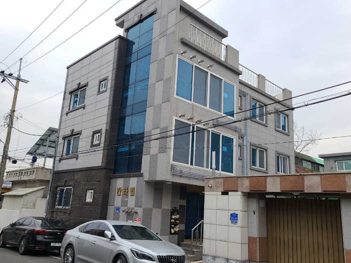 본 건 전 경
(본건 동측에서)