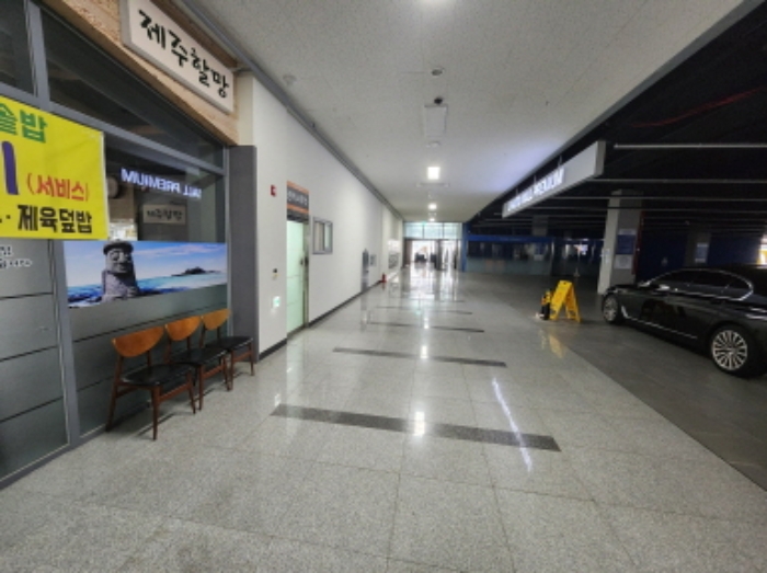 복도 모습