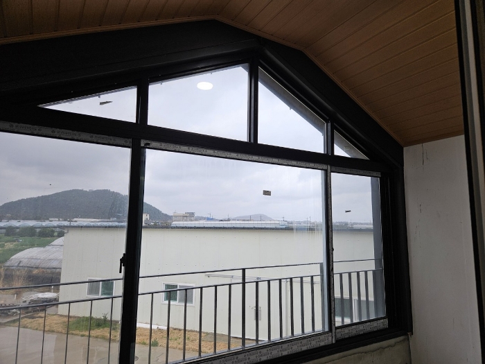 제시외 건물(ㄱ)