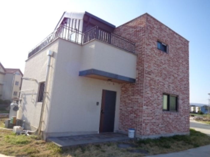 소재지1.(하귀2리 2891-4) 지상에 소재지2.(가문동남길 37-7, 제1동) 제시건물 전경