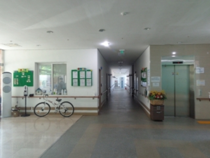 [목록 2] 지상 1층 내부 모습