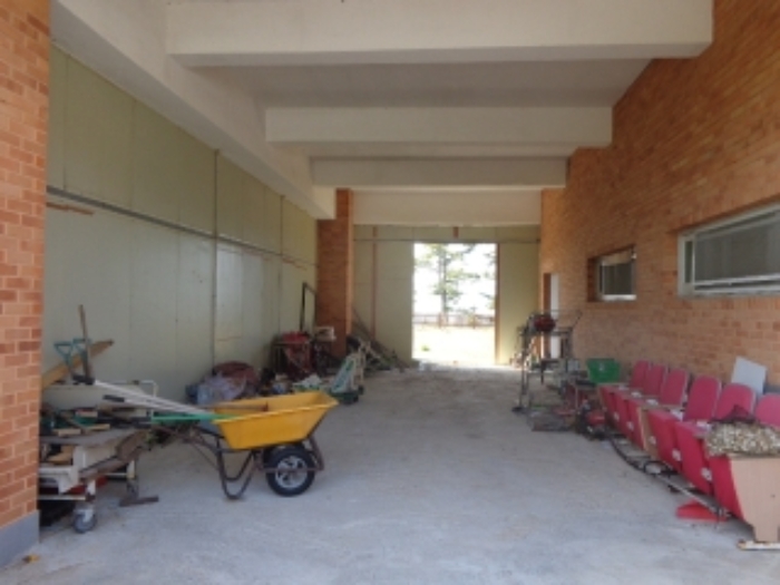 [목록 2] 서쪽 지상에 있는 건물 1층 내부 모습