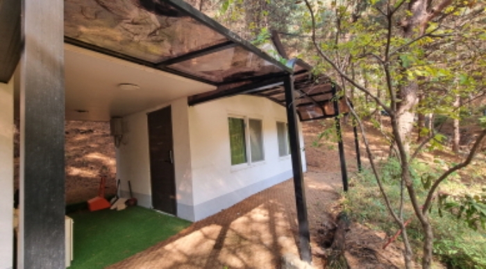 목록 16. 건물 중 하나로 추정되는 건물