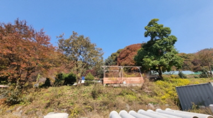 목록 6. 토지(아래에서 위쪽을 본 모습)