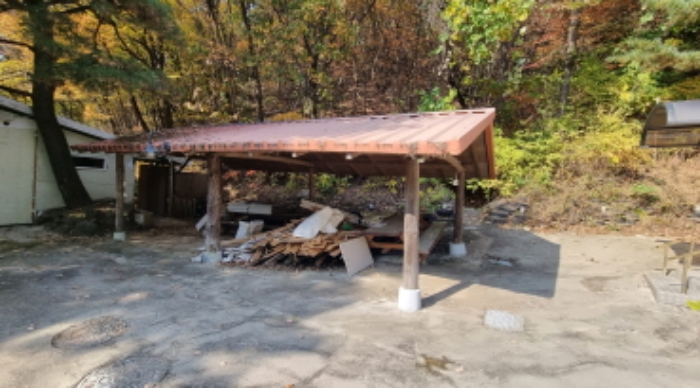 제시외 건물 8. 그늘막