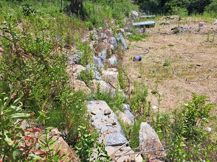 토지와 함께 평가하는 석축 등