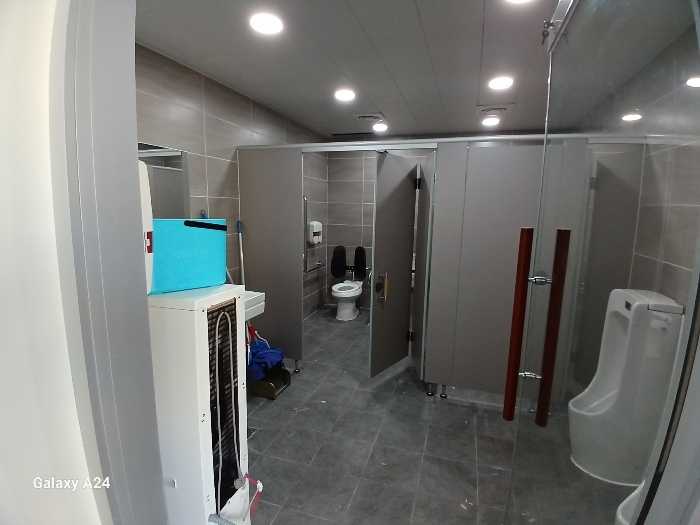 본건 내부(위생시설)