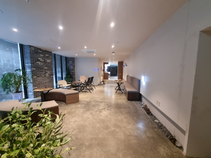 기호 4 지1층 내부 전경