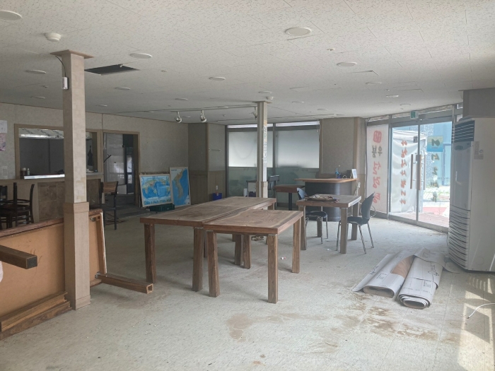 일련번호(나) 내부 전경