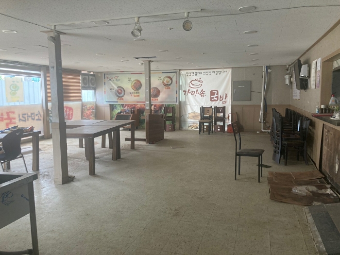 일련번호(나) 내부 전경