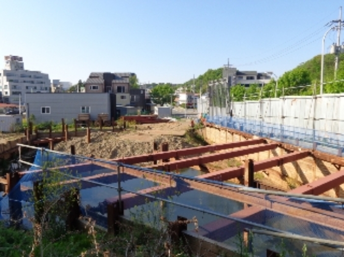 남쪽에서 바라본 모습