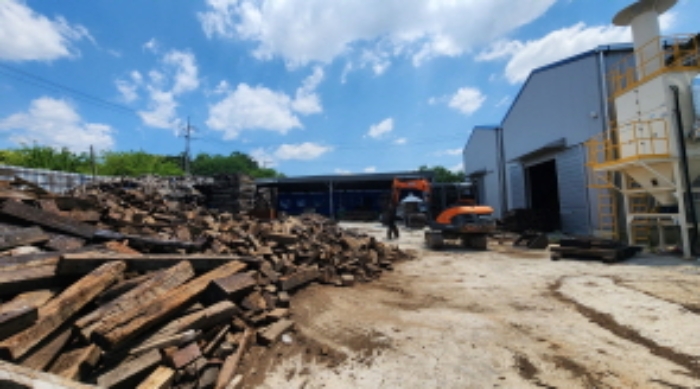 목록3 토지상 적치된 폐목재