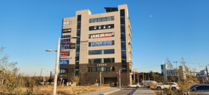 목록부동산 전경