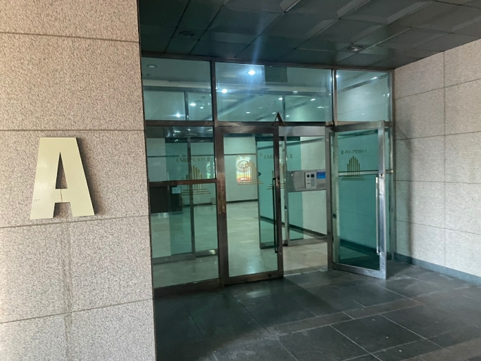 본건 건물 공용출입구