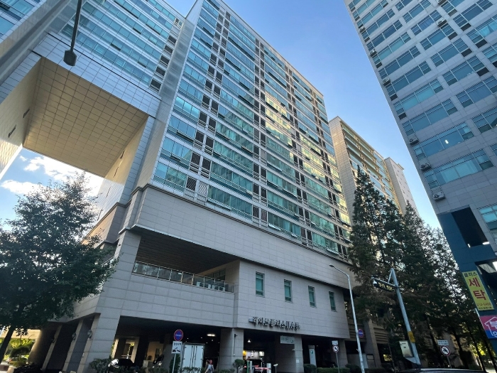 본건이 속한 건물 전경