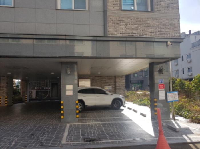 1층 주차장 (1)