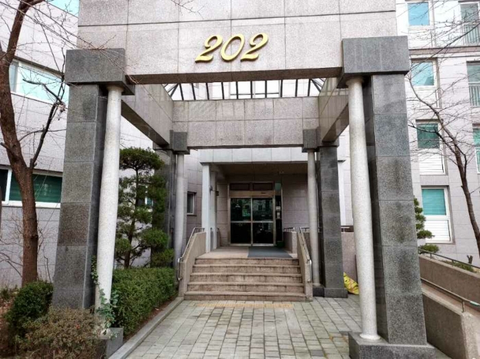 202동 1층 공용출입구