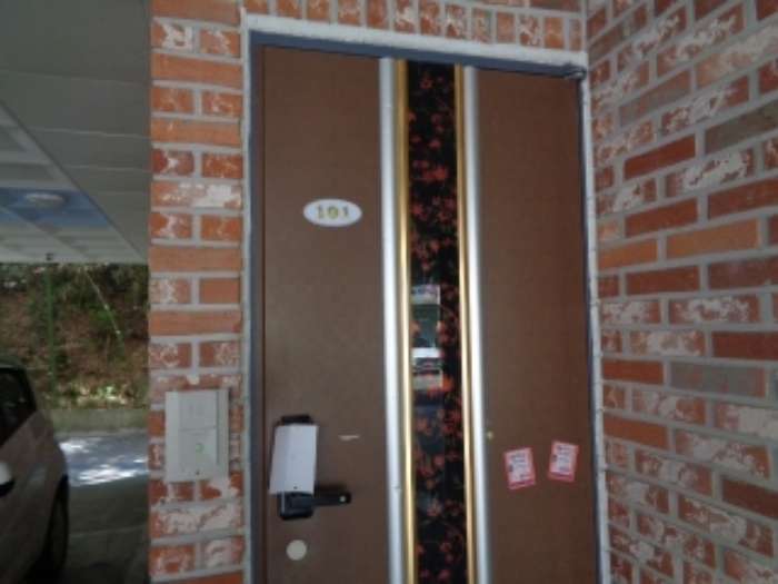 목록2의 다가구주택 1층 101호 전경