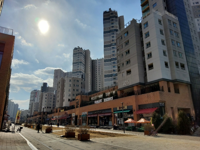 북측에서 바라본