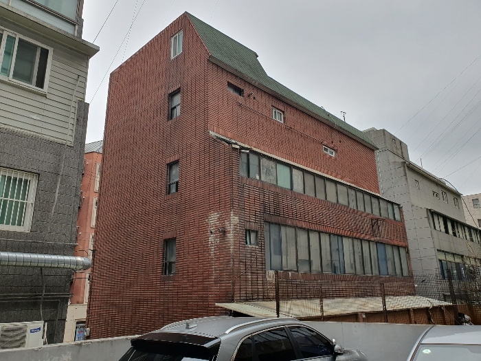 본건 후면/측면