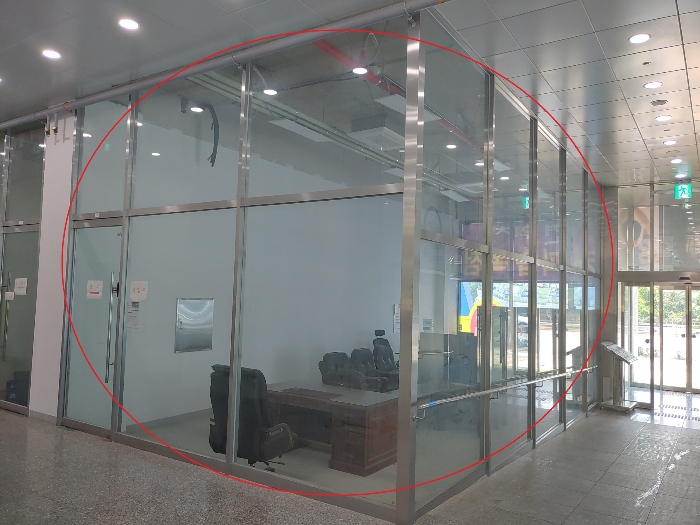 본건 내부 전경