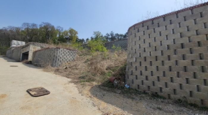 인접지와의 고저