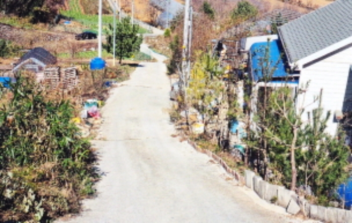 본 건(기호2번~5번 남측 촬영)