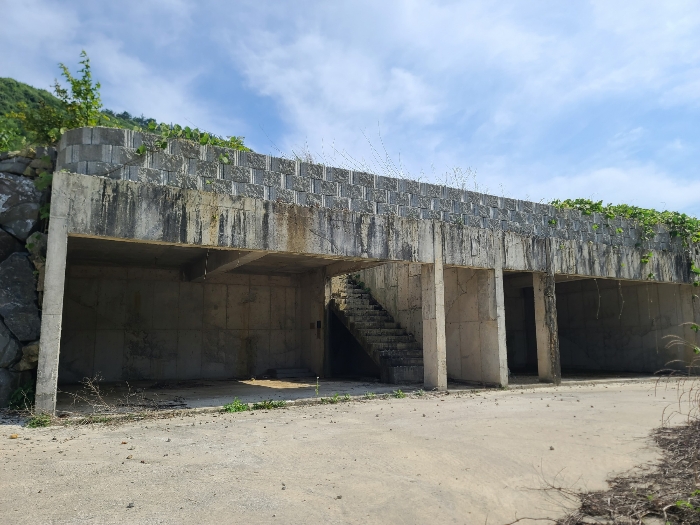 제시외구축물㉠