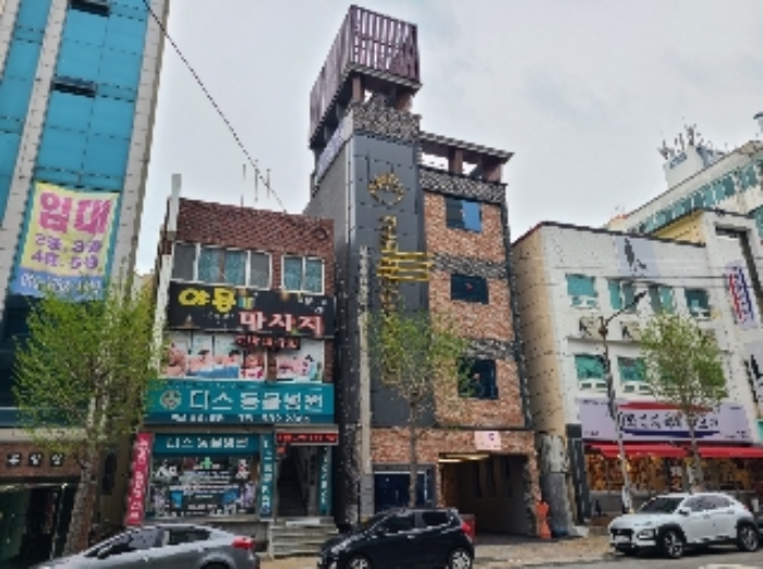 본 건 전경(4층)