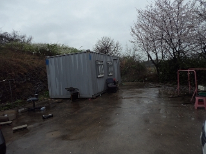 제시외 콘테이너 전경