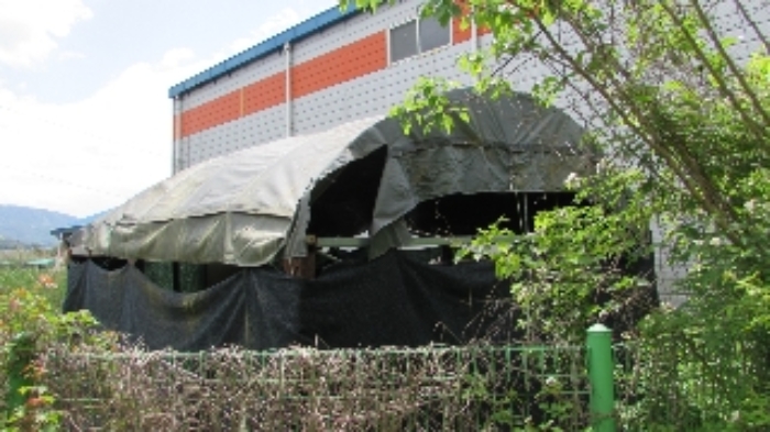 제시외 창고 전