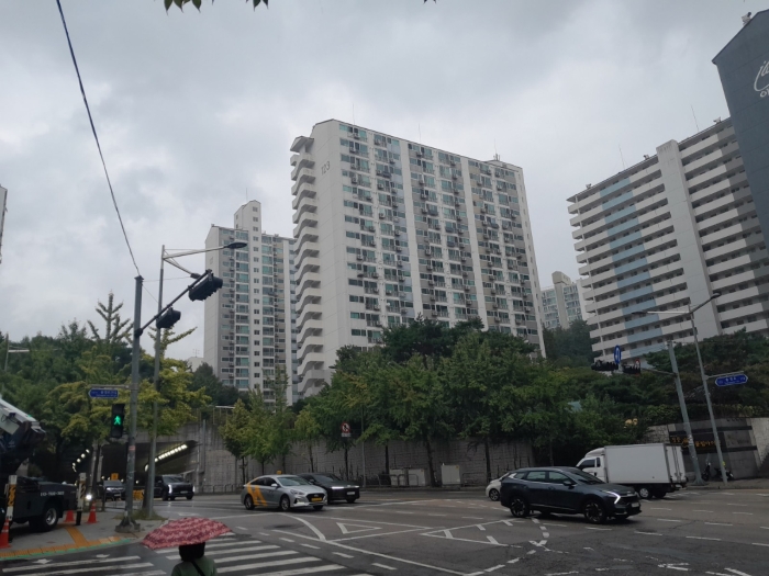 본건 건물 전경