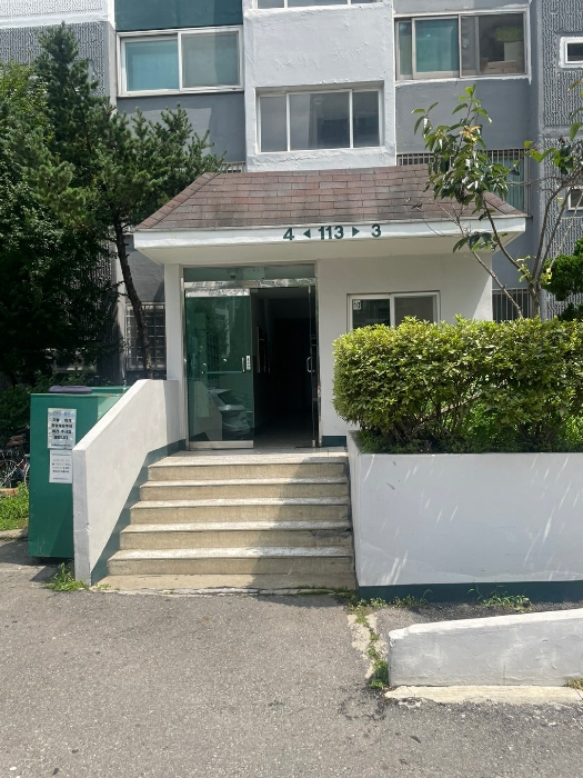 공동현관 출입문