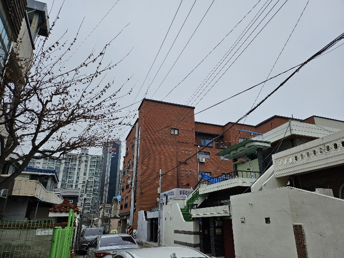 본건 서측 인접