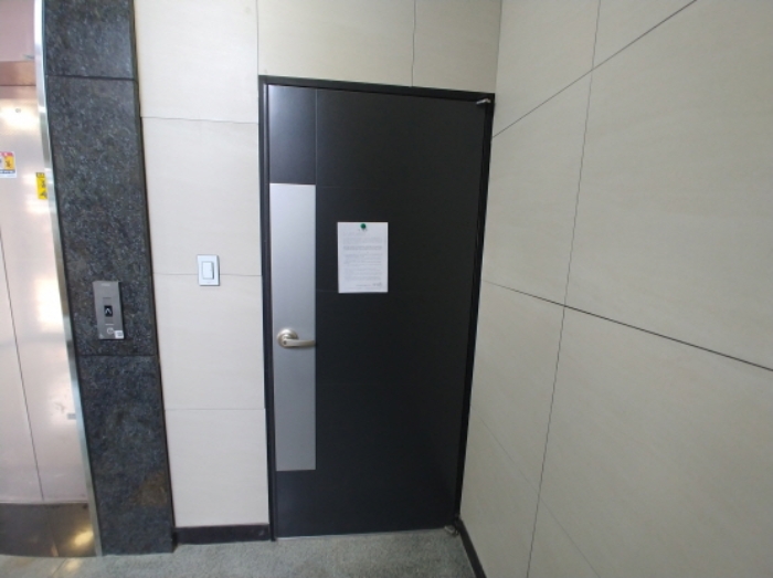 1층 엘리베이터