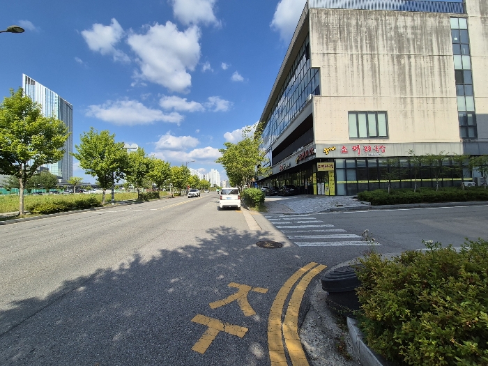 본건 북측 인접