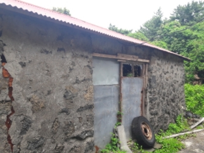 소재지2.(온평리 1339-2) 지상 제시외 건물(ㄱ)