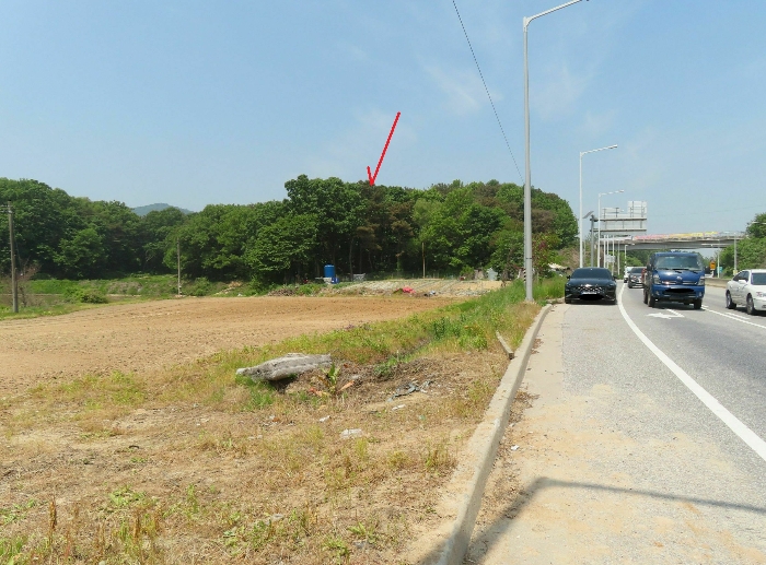 본건 주위환경; 남동측에서 촬영
