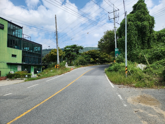 본건 인접도로 전경