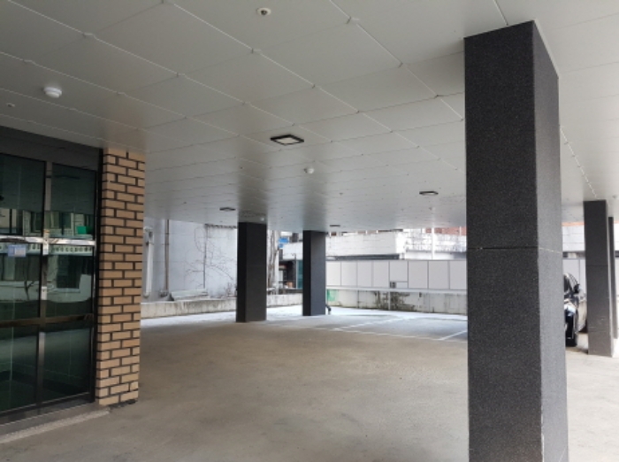 1층 주차장 (2)