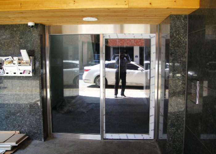 건물 공동출입구